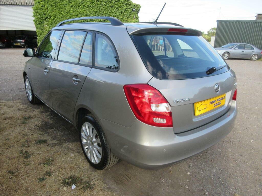 Skoda Fabia 1.6 Tdi Elegance Euro 5 Beige #2