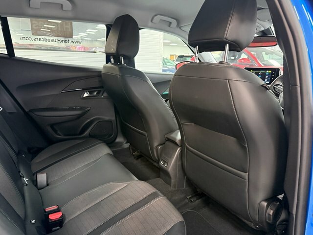 Peugeot e-2008 Suv Blue #4
