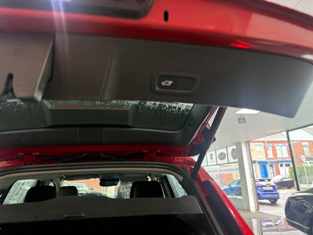 Volvo XC40 2.0 T4 R Design Pro Awd Geartronic Silver #12