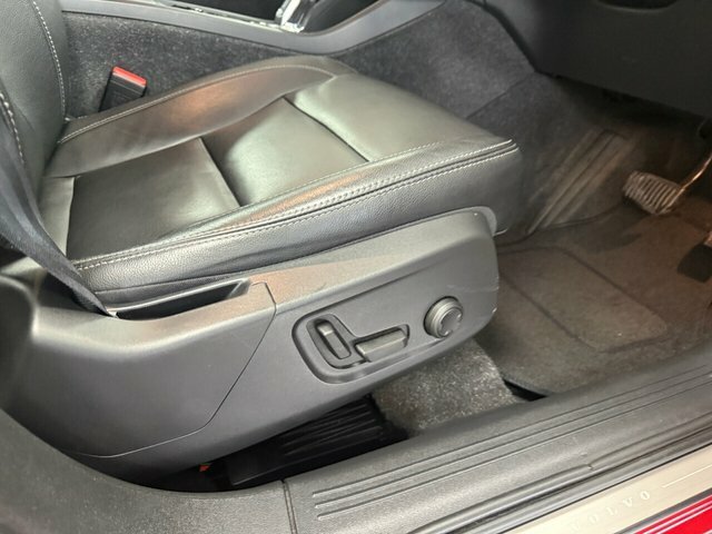 Volvo XC40 2.0 T4 R Design Pro Awd Geartronic Silver #26