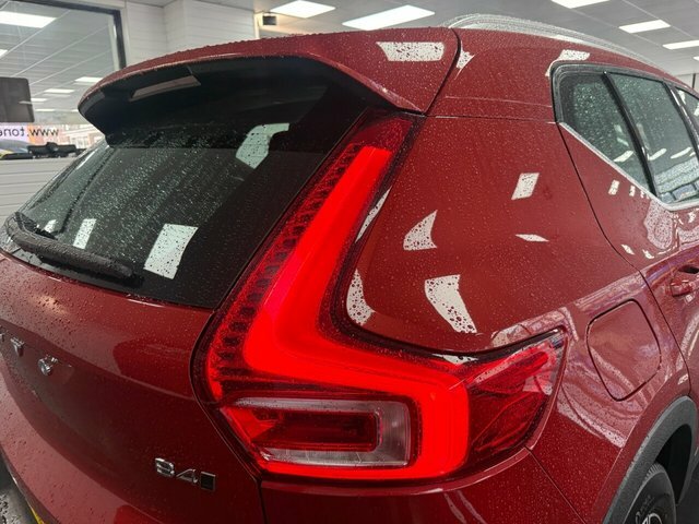 Volvo XC40 2.0 T4 R Design Pro Awd Geartronic Silver #7