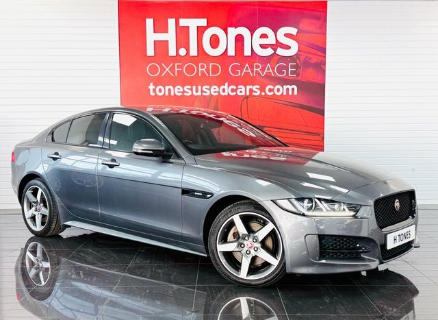 Jaguar XE Xe R-sport Awd I Grey