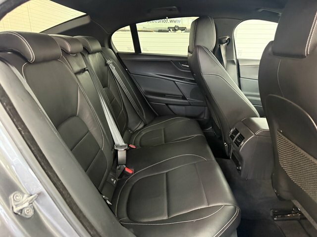 Jaguar XE Xe R-sport Awd I NK67RCU Grey #5