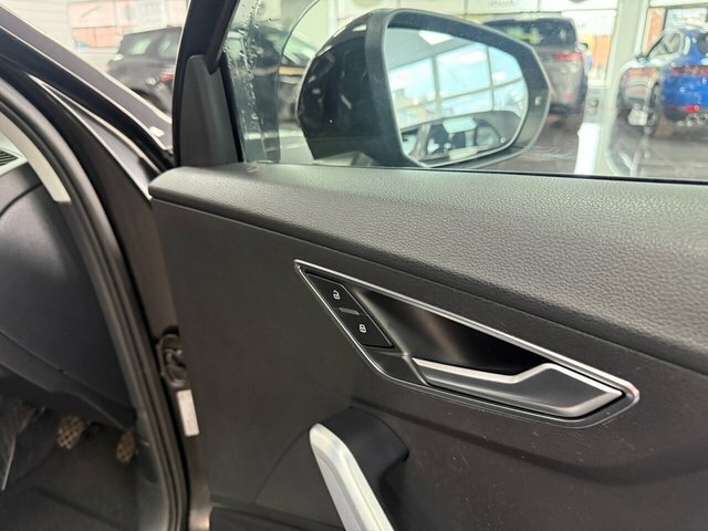 Audi Q2 Sport 30 Tdi 116 Ps S Tronic Black #25