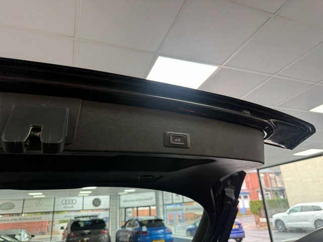 Audi Q2 Sport 30 Tdi 116 Ps S Tronic Black #11
