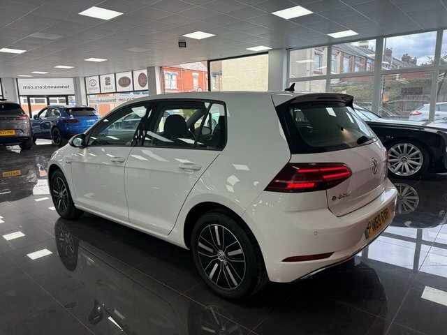 Volkswagen e-Golf 35.8Kwh 136 Flexible Finance From 8.9 Apr Black #9