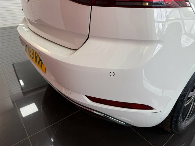 Volkswagen e-Golf 35.8Kwh 136 Flexible Finance From 8.9 Apr Black #7