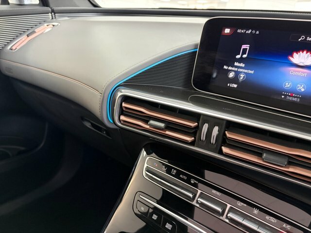 Mercedes-Benz EQC 400 300Kw Amg Line 80Kwh Blue #47
