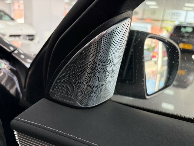 Mercedes-Benz EQC 400 300Kw Amg Line 80Kwh Blue #25