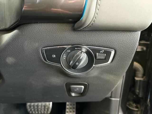 Mercedes-Benz EQC 400 300Kw Amg Line 80Kwh Blue #51