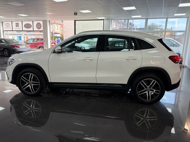 Mercedes-Benz GLA Class 1.3 Gla200 Amg Line Suv 7G-dct Euro 6 Black #19
