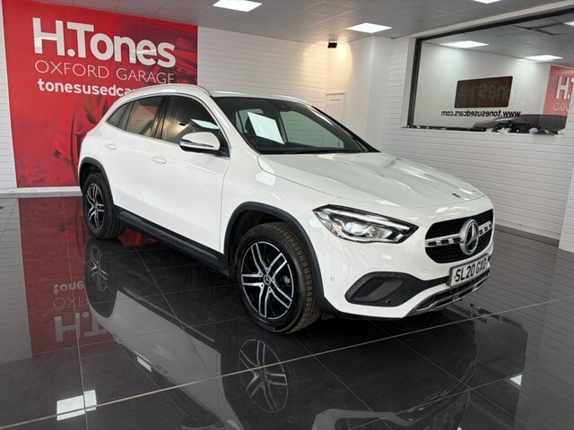 Mercedes-Benz GLA Class Suv White #2