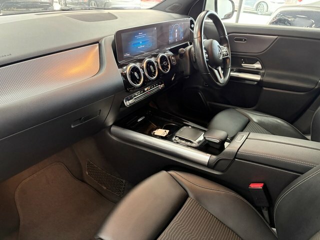Mercedes-Benz GLA Class 1.3 Gla200 Amg Line Suv 7G-dct Euro 6 Black #38