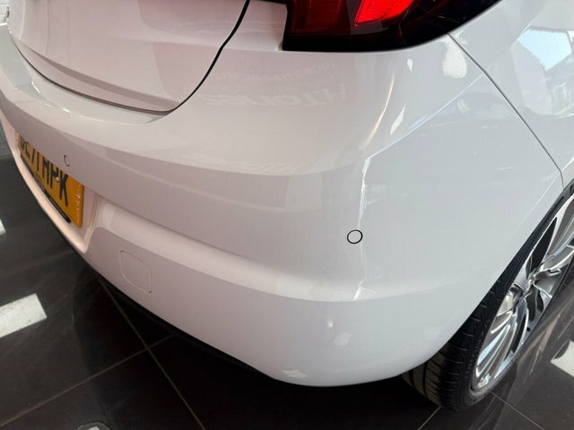 Vauxhall Astra 1.5 Turbo D Business Edition Nav Sports Tourer Silver #8