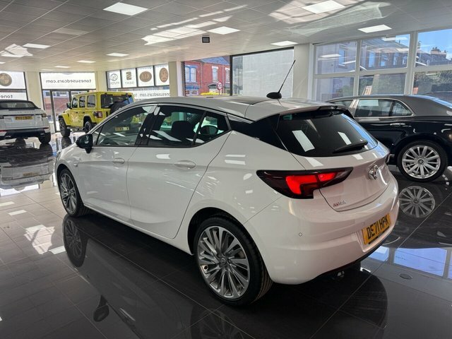 Vauxhall Astra 1.5 Turbo D Business Edition Nav Sports Tourer Silver #10