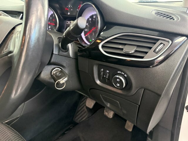 Vauxhall Astra 1.5 Turbo D Business Edition Nav Sports Tourer Silver #23