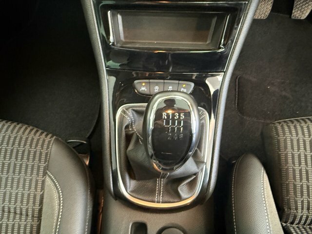 Vauxhall Astra 1.5 Turbo D Business Edition Nav Sports Tourer Silver #35