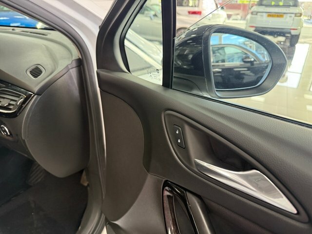 Vauxhall Astra 1.5 Turbo D Business Edition Nav Sports Tourer Silver #22