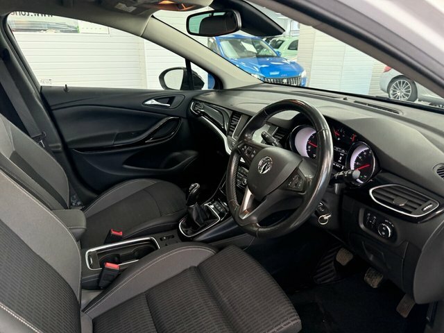 Vauxhall Astra 1.5 Turbo D Business Edition Nav Sports Tourer Silver #19