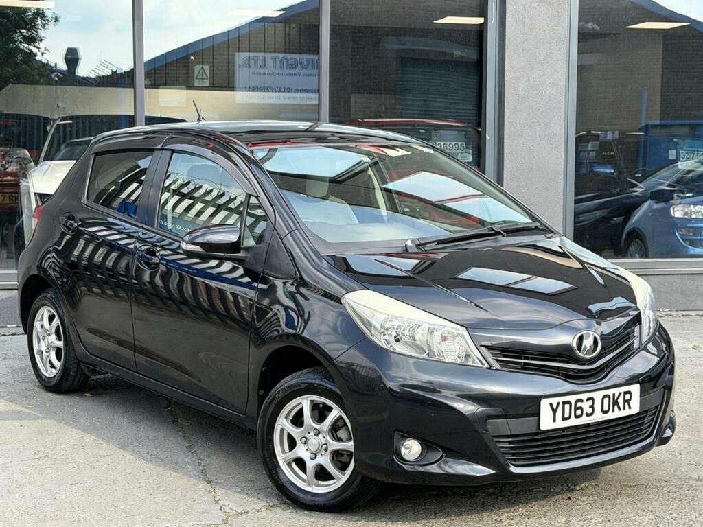 Toyota Yaris Hatchback 1.33 Dual Vvt-i Tr Multidrive S Euro 5 5 Black #2