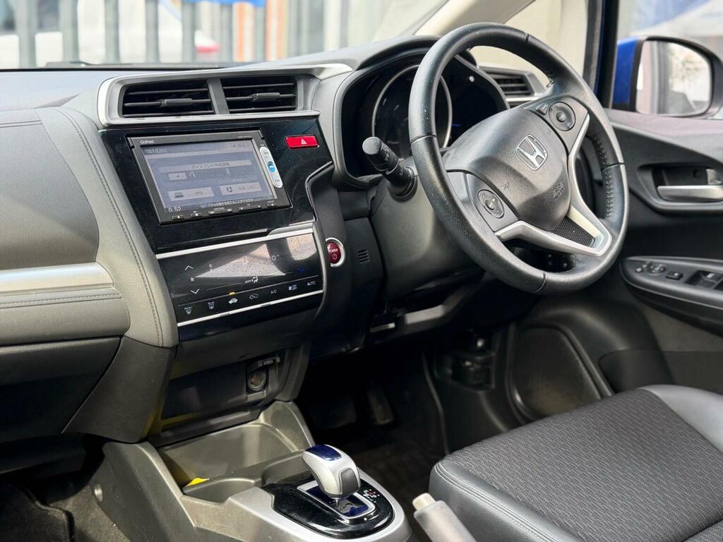 Honda Fit 1.5 Hybrid Blue #3