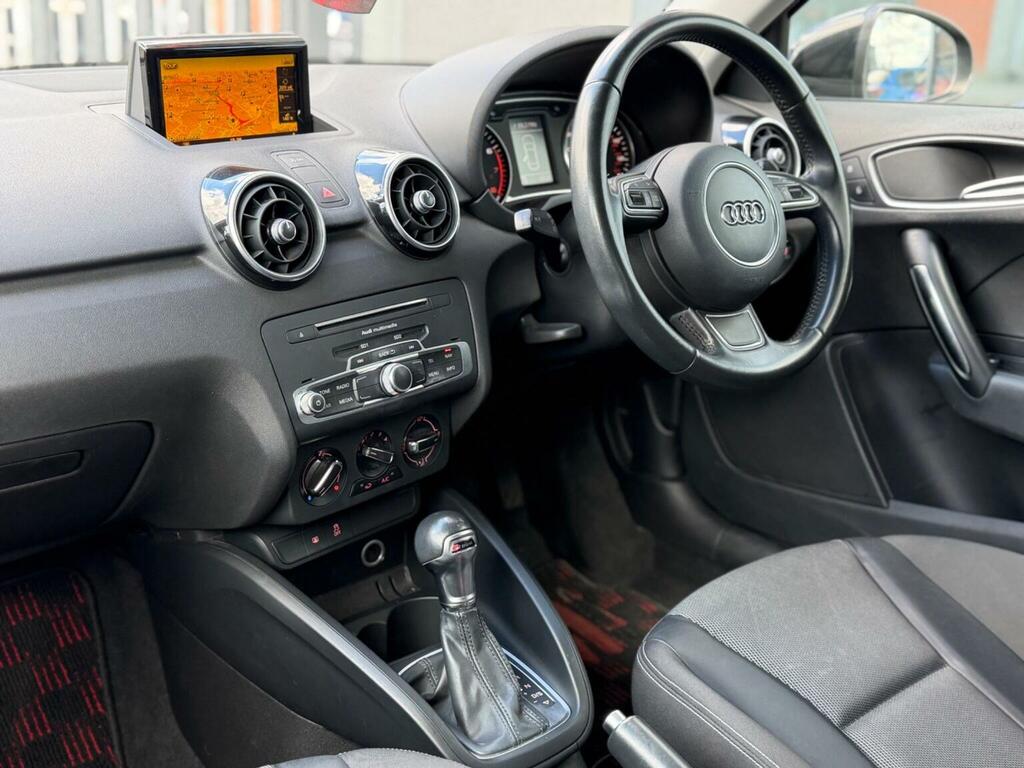 Audi A1 1.0 Tfsi S Line Sportback S Tronic Euro 6 Ss Black #3