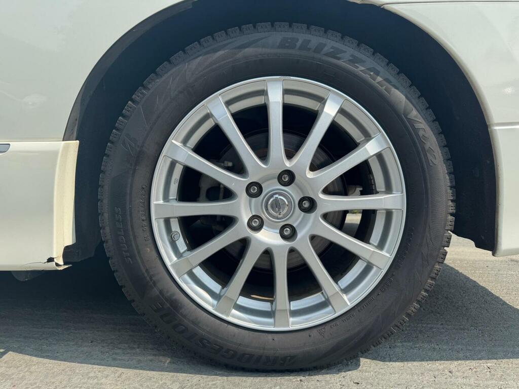 Nissan Elgrand 2.5 Highway Star Premium White #47