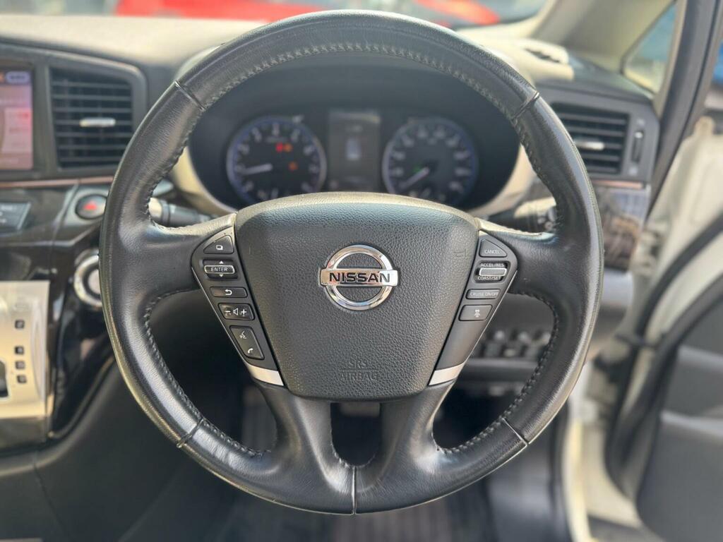Nissan Elgrand 2.5 Highway Star Premium White #25