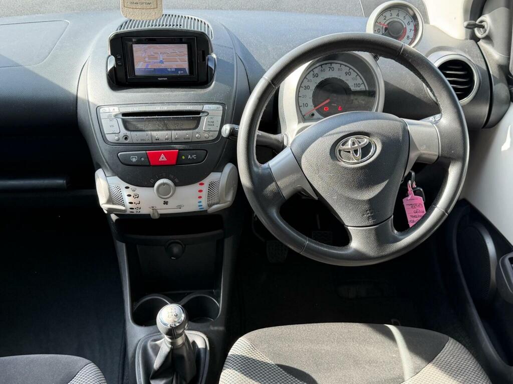 Toyota Aygo 1.0L 1.0 Vvt-i Ice Euro 5 Silver #8