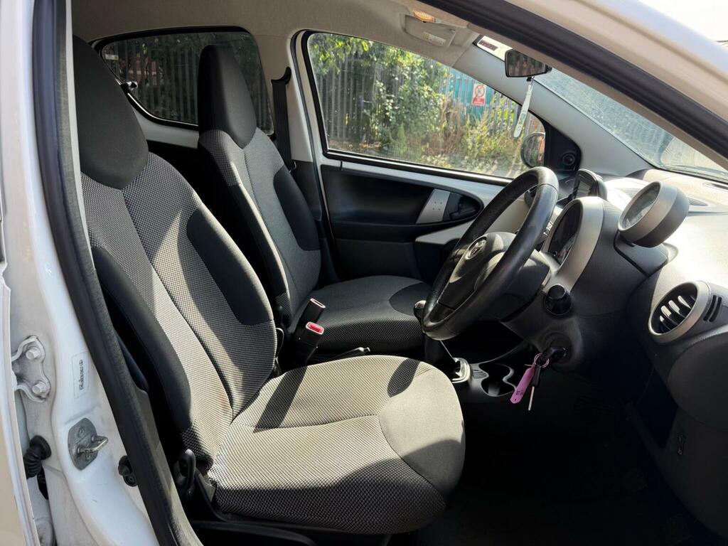 Toyota Aygo 1.0L 1.0 Vvt-i Ice Euro 5 Silver #10