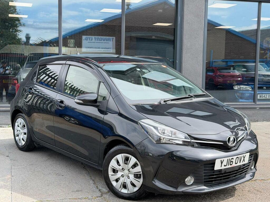 Toyota Yaris 1.33 Dual Vvt-i Icon Multidrive S Euro 6 Black #2