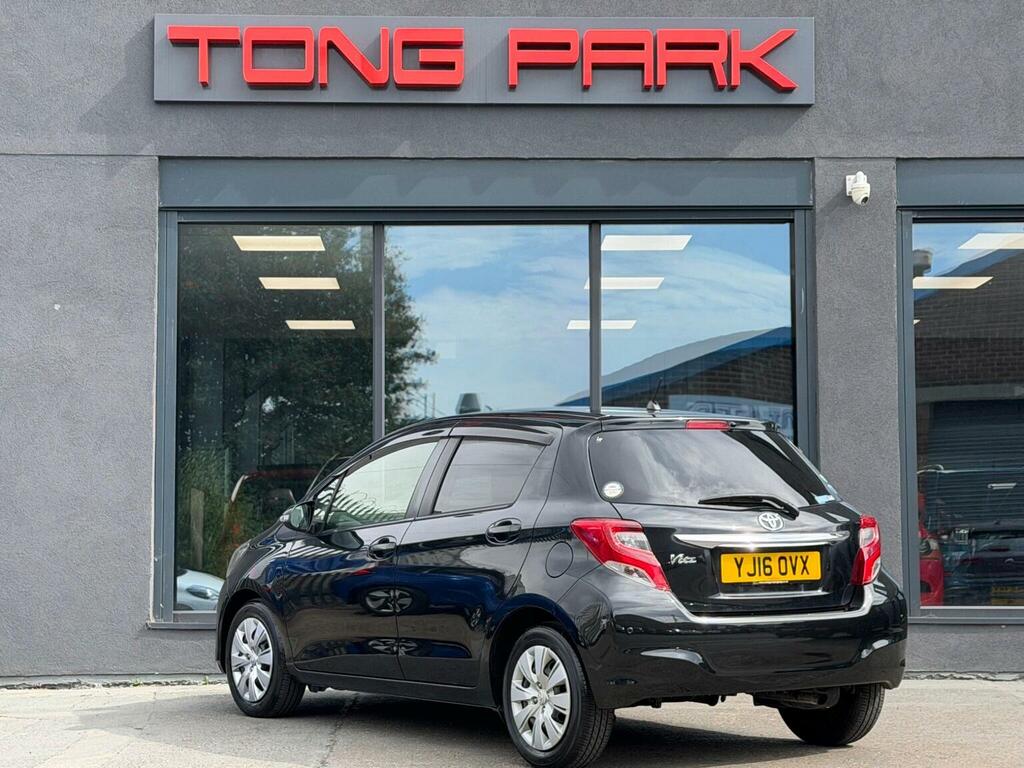 Toyota Yaris 1.33 Dual Vvt-i Icon Multidrive S Euro 6 Black #5