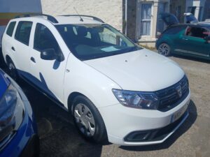 Dacia Logan 0.9 Tce Ambiance H B Estate White Very Clean E 