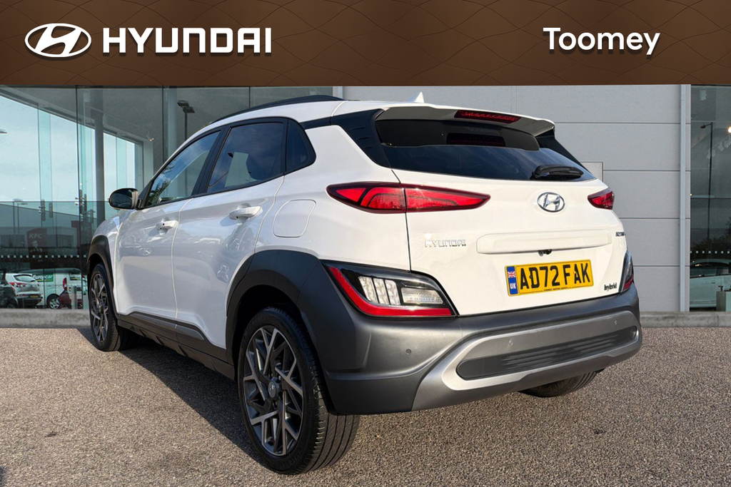 Hyundai Kona 1.6 H Gdi Premium Suv Hybrid Dct AD72FAK White #3