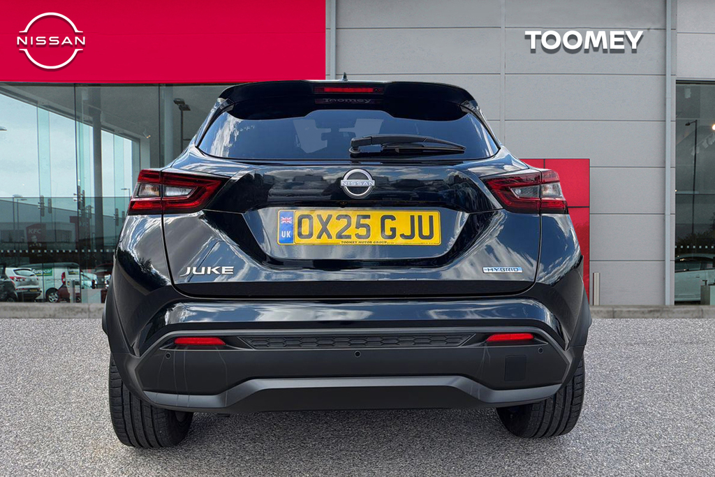 Nissan Juke 1.6 Tekna Suv Hybrid OX25GJU Black #6