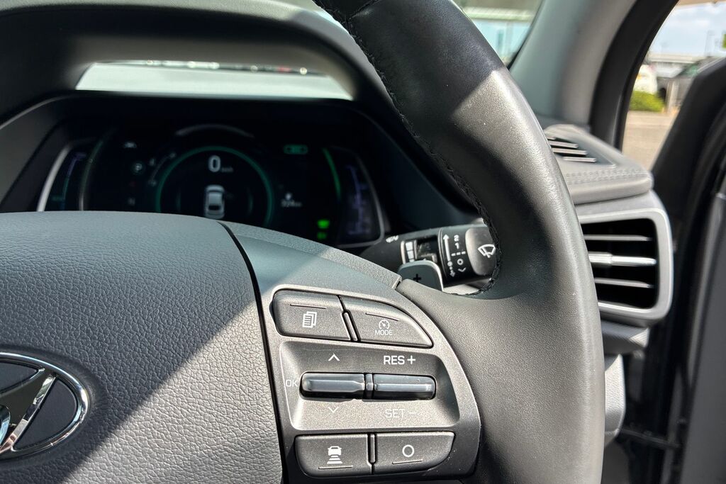 Hyundai Ioniq Premium Blue #21