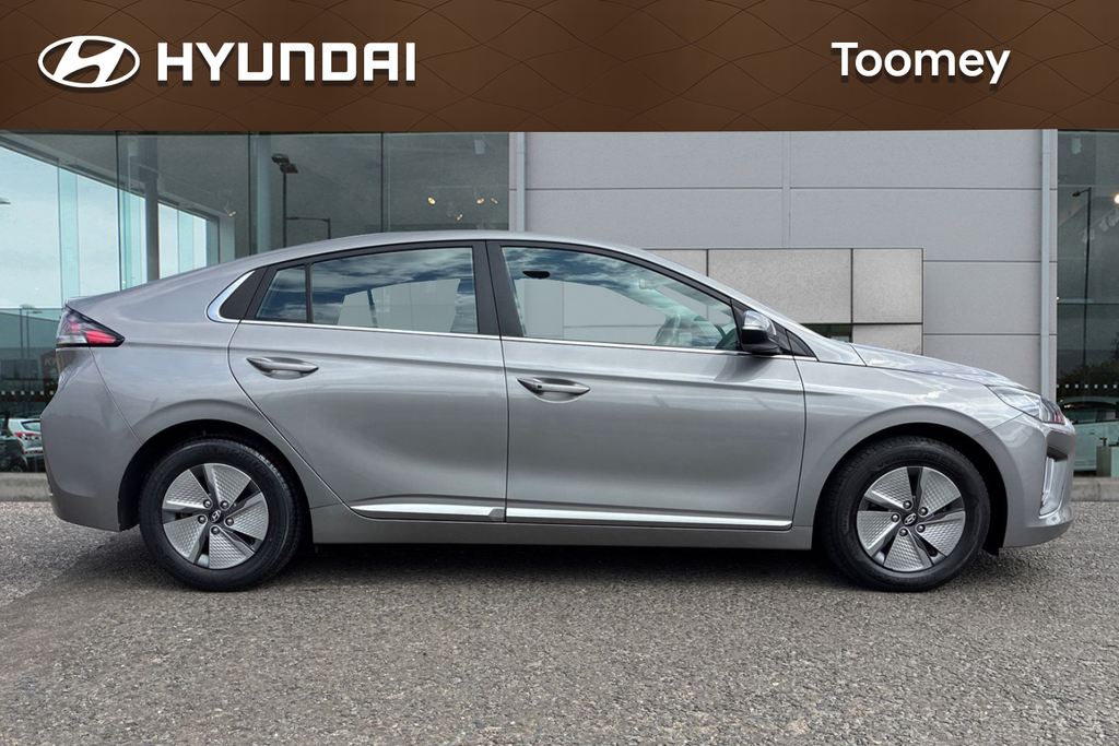 Hyundai Ioniq 1.6 H Gdi Premium Hatchback Hybrid Dct Silver #4