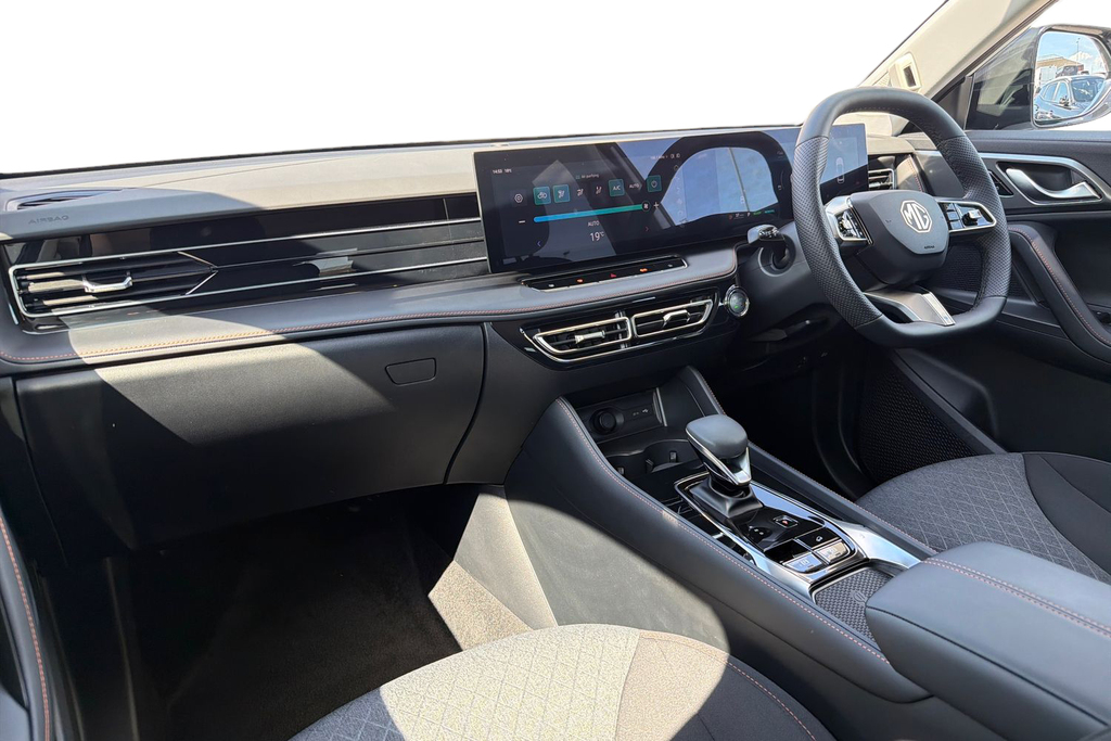 MG HS 1.5 Hybrid Plus Se Suv Hybrid Euro White #2