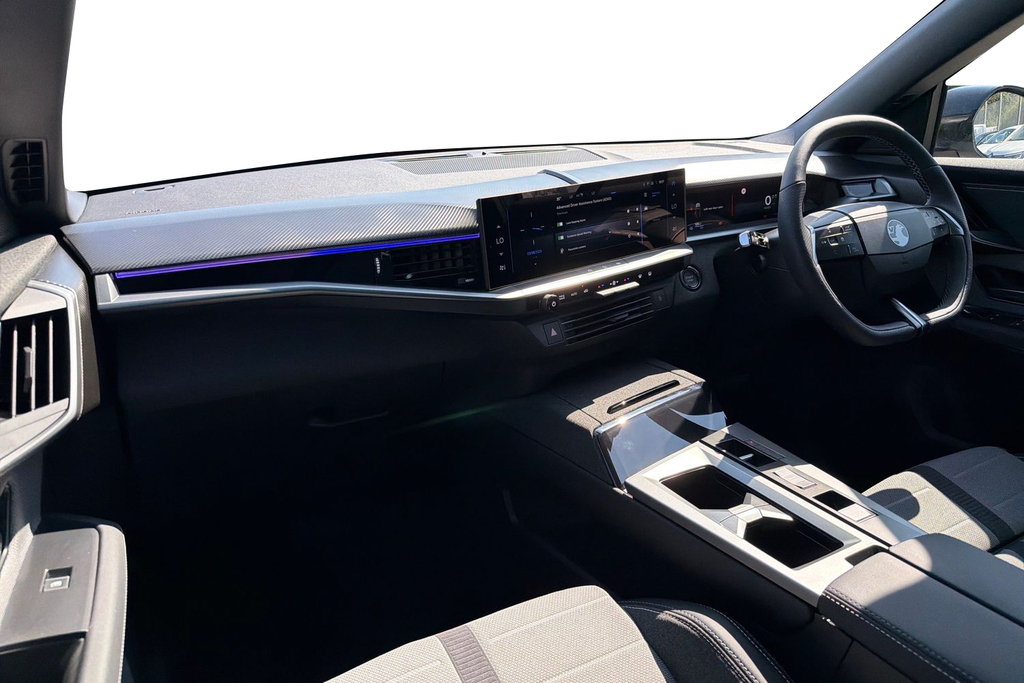 Vauxhall Grandland 73Kwh Gs Suv 213 Ps White #2