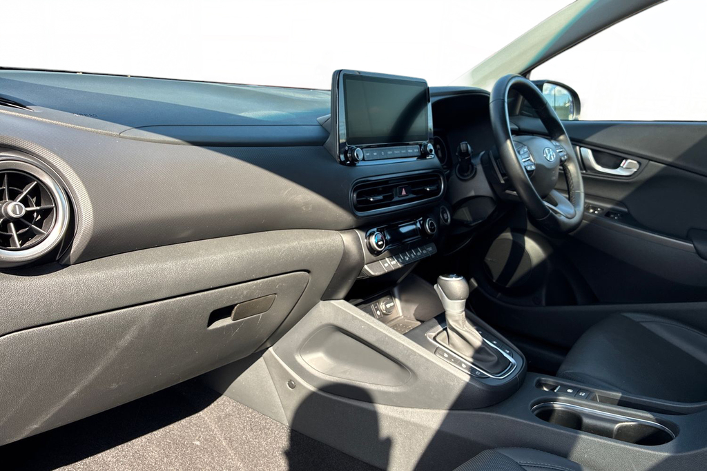 Hyundai Kona 1.6 H Gdi Ultimate Suv Hybrid Dct Euro Black #2