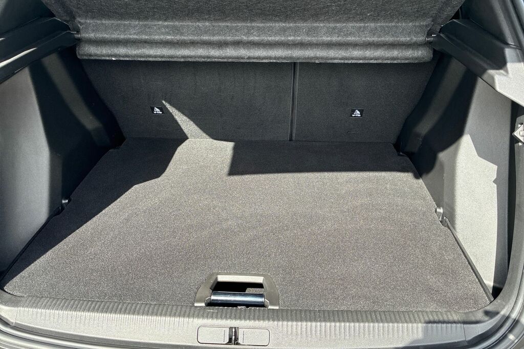 Peugeot e-2008 100Kw Gt 50Kwh 2022 #8