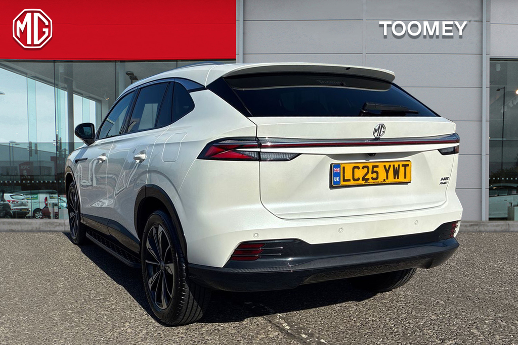 MG HS 1.5 T Gdi 24.7Kwh Trophy Suv Plug In Hy White #3