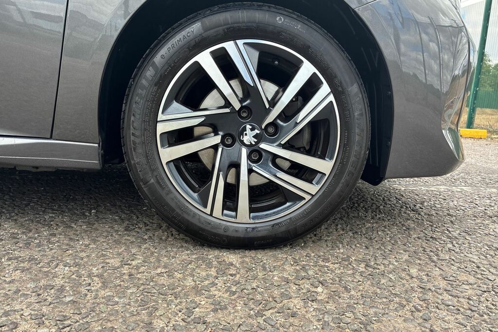 Peugeot 208 1.2 Puretech Allure Premium Plus Hatchback Pe Grey #5