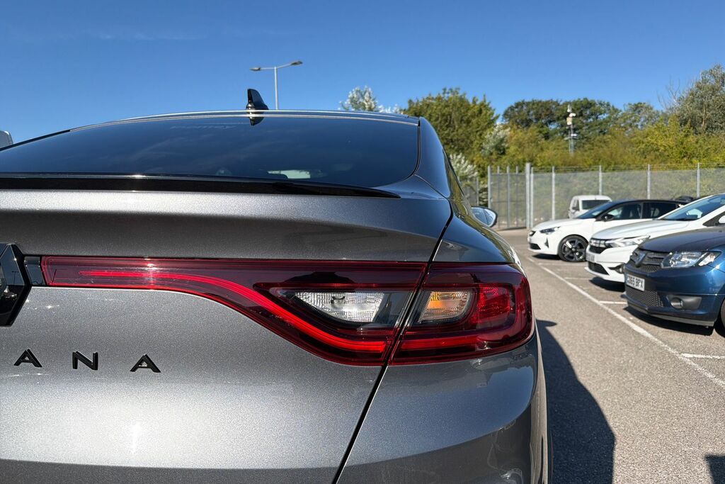 Renault Arkana 1.3 Mild Hybrid 140 R.s. Line Edc Estate Black #12