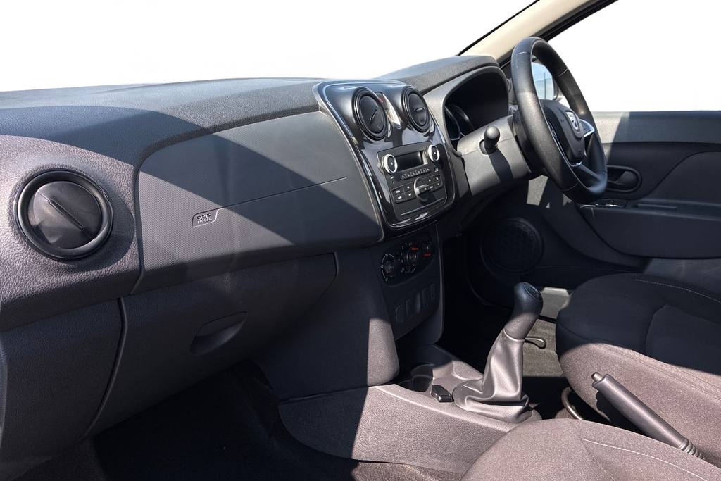 Dacia Sandero 1.0 Sce Essential Hatchback Euro White #2