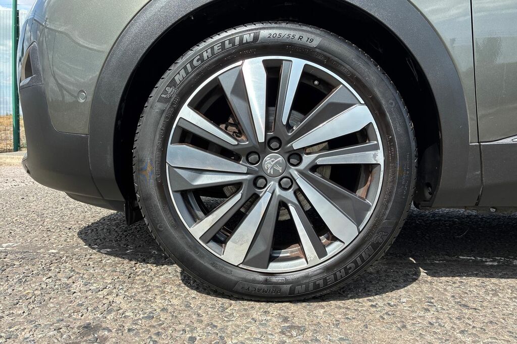 Peugeot 5008 1.2 Puretech Gt Line Premium Suv Grey #5