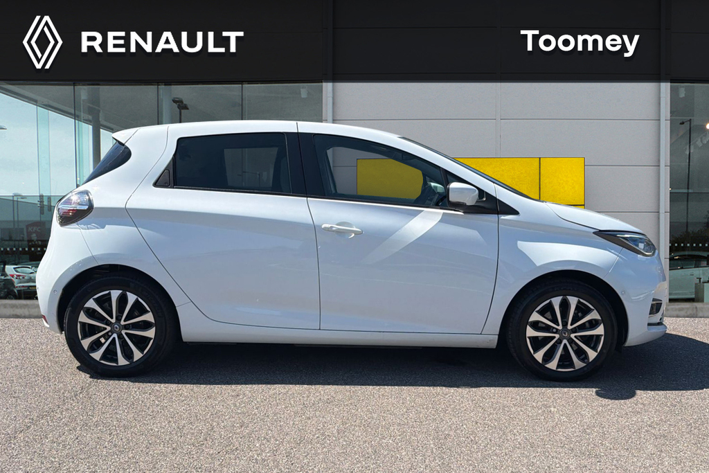 Renault Zoe R135 Ev50 52Kwh Gt Edition Hatchback White #4