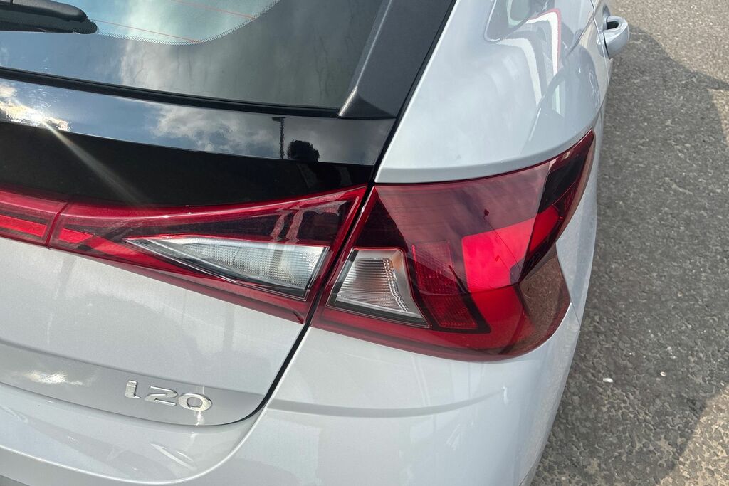 Hyundai I20 1.0 Tgdi Advance, Don039t Miss This Hyundai App White #12
