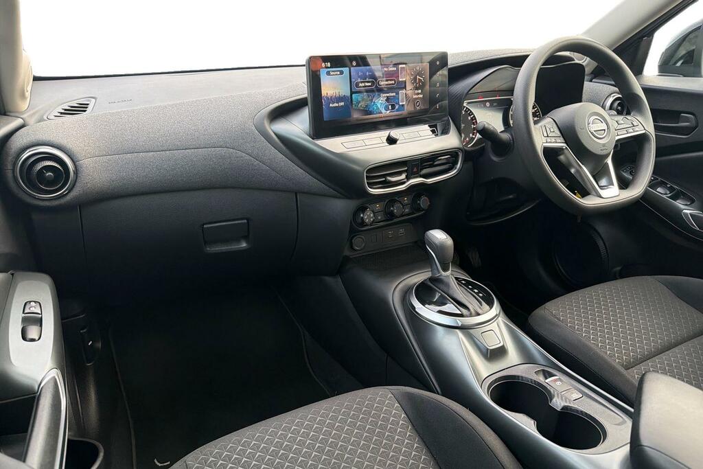 Nissan Juke 1.0 Dig T Acenta Premium Suv Dct E Grey #2