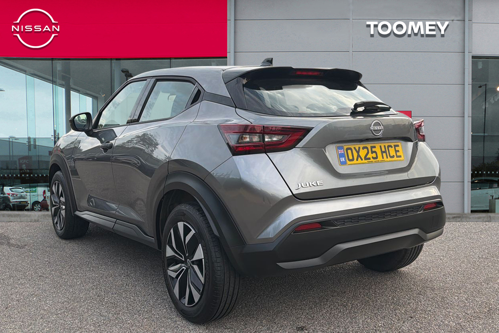 Nissan Juke 1.0 Dig T Acenta Premium Suv Dct E Grey #3